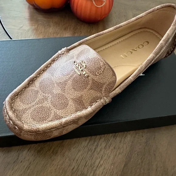 Coach Women's Brown loafers - Picture 5 of 6
